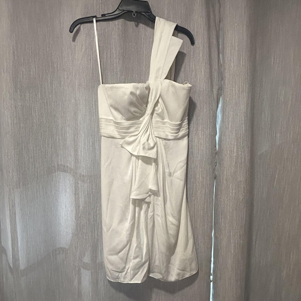 BCBGMAXAZRIA Dress Womens 6 White Palais One Shoulder Ruffle‎ Sheath Satin Party
